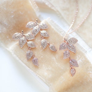 Rose gold Bridal jewelry set, Rose gold earrings for bride, Rose gold necklace for wedding, Flora Wedding earrings, Necklace and earrings