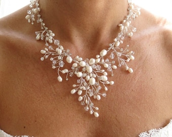 Bridal necklace, Pearl necklace, Wedding jewelry set, Crystal necklace, Pearl earrings, Bridal earrings, Wedding necklace, Bridal jewelry