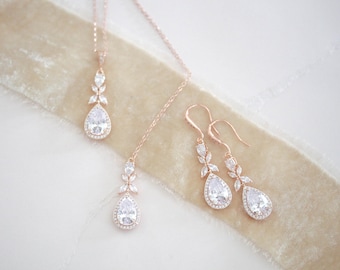 Bridal backdrop necklace, Rose gold back necklace, Rose gold Bridal earrings, Wedding jewelry set, Bridal necklace and earrings