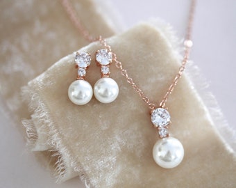 Pearl drop Bridal necklace set, Rose gold Bridal jewelry, Pearl stud earrings, Rose gold Wedding jewelry set, Pearl necklace and earrings