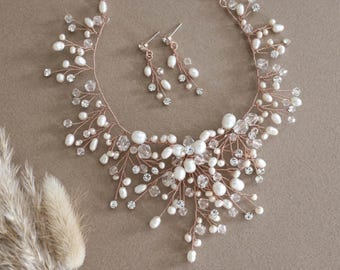 Roségouden parel bruidssieradenset, ketting en oorbellen met kristallen en strass-steentjes, opvallende trouwsieraden