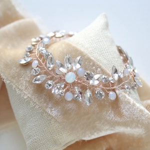Rose gold Bridal bracelet, Bridal jewelry, Rose gold Wedding bracelet, Floral Wedding bracelet, White opal Bridal bracelet, Wedding jewelry