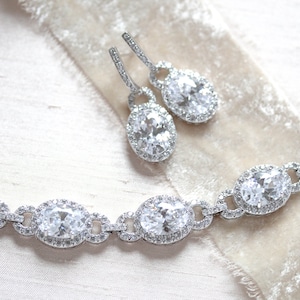Wedding bracelet set, Bridal bracelet and earrings, Bridal jewelry, Oval earrings, Oval bracelet, CZ Wedding jewelry Bridesmaid bracelet set