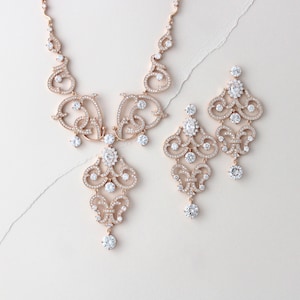 Rose Gold necklace set, Bridal jewelry set, Rose Gold Wedding necklace, Bridal necklace and earrings, Rose gold Bridal earrings