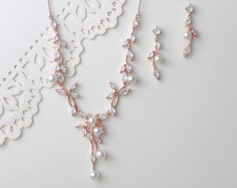 Rose gold floral necklace for Bride, Pearl necklace for Wedding, Bridal jewelry set, Necklace and earrings for Wedding, Wedding day jewelry