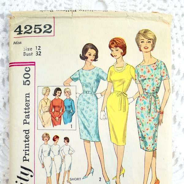 Vintage 1960er Jahre Simplicity 4252 Schnittmuster-Misses' Proportional Size Etuikleid Größe 12 Büste 32