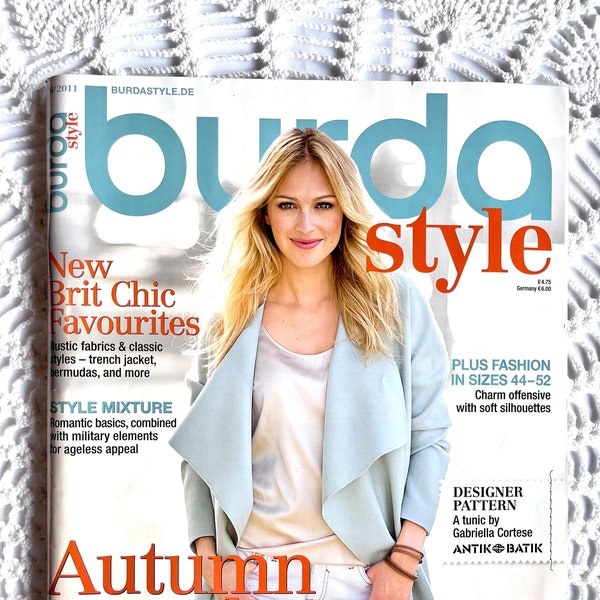 Burda Style Sewing Pattern Magazine - Août 2011 English Language Edition