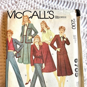 Vintage 1970's McCall's 6705 Sewing Pattern-Misses' Jacket Blouse Skirt and Pants Size 8 Bust 31.5 UNCUT image 1