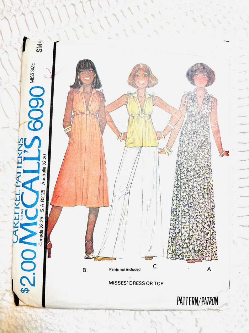 Vintage 1970's McCall's 6090 Sewing Pattern Misses' Dress or Top Size Small 10-12 Bust 32.5-34 UNCUT image 1