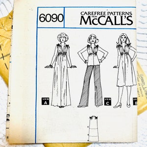 Vintage 1970's McCall's 6090 Sewing Pattern Misses' Dress or Top Size Small 10-12 Bust 32.5-34 UNCUT image 2