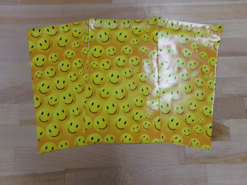 1-200 SMILEY FACES 6x9 Poly Mailers Self Seal Adhesive Yellow Plastic Flat Envelope Water Resistant Tear Proof Lightweight