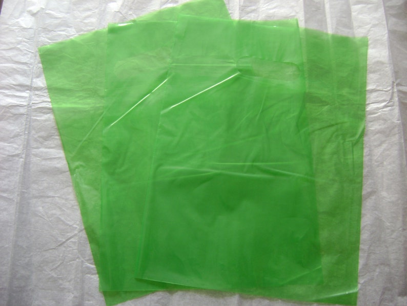 10 pack 9X12 Lime Green Merchandise Bags Glossy Handles Low Density Handle Gift Bags