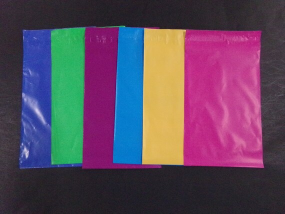 thumbnail image 2 of VALUEMAILERS Poly Mailers Combo Pack – 200 Envelopes: 6x9 & 7.5x10.5 – Self Seal 2 of 3