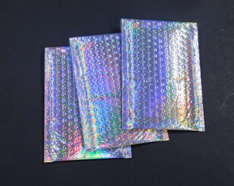 100 HOLOGRAPHIC Metallic Bubble Mailer 4x8 Self Seal Adhesive #000 Envelope Protective Padded Wrap Shipping Supply Mailer Sturdy Lightweight