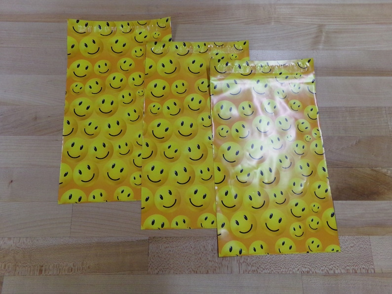 1-200 SMILEY FACES 6x9 Poly Mailers Self Seal Adhesive Yellow Plastic Flat Envelope Water Resistant Tear Proof Lightweight