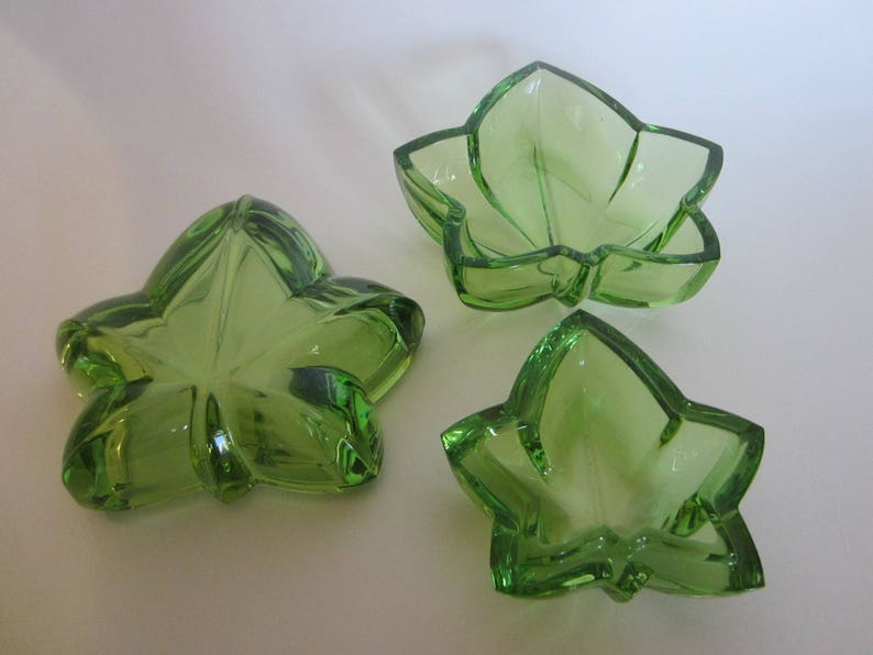 Cristal Sevres France Fleur D Elise Green Nesting Art Glass Etsy