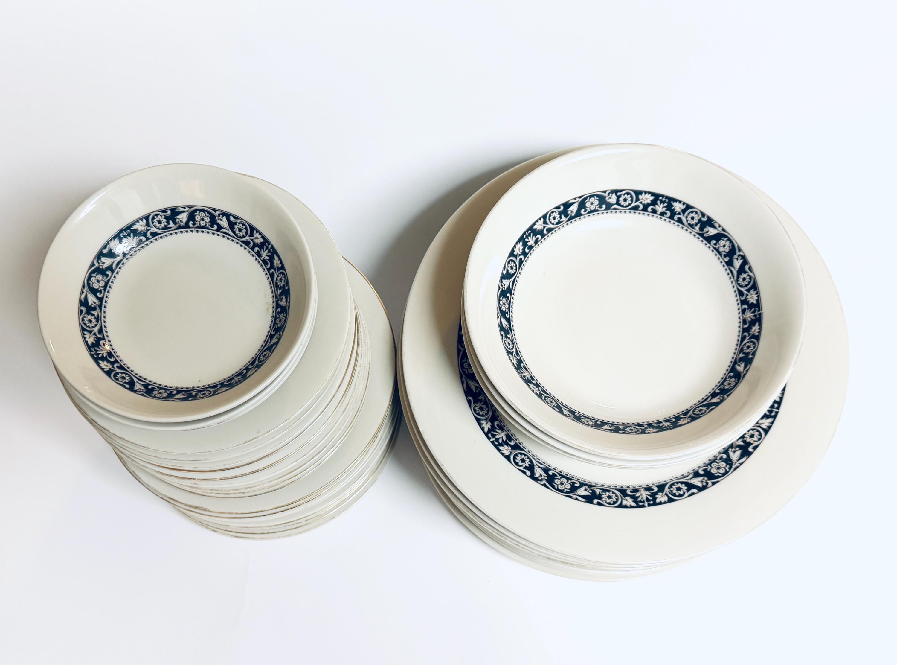 中世ヨーロッパ ハウス・モデル　陶製 Berkeley house china - Etsy 日本