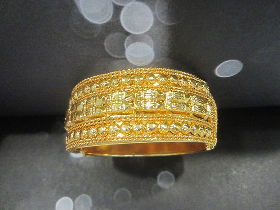 Golden Cuff Bangle Metal Hinged Bracelet Geometri… - image 8