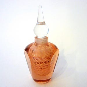 Champagne Ros Handskuren Glasparfymflaska Abstrakt Inkapslad Vågig Design Klar Kork