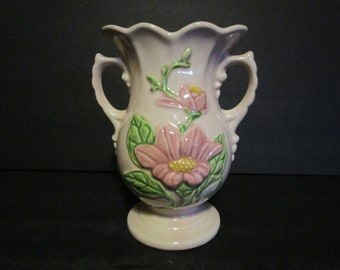 1947 - 1948 Hull Magnolia (Gloss) Vase