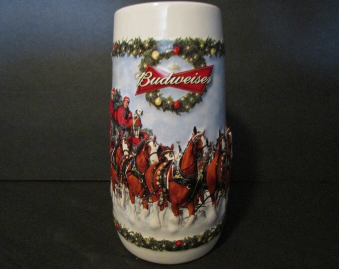 2009 Budweiser  "A Holiday Tradition" Stein