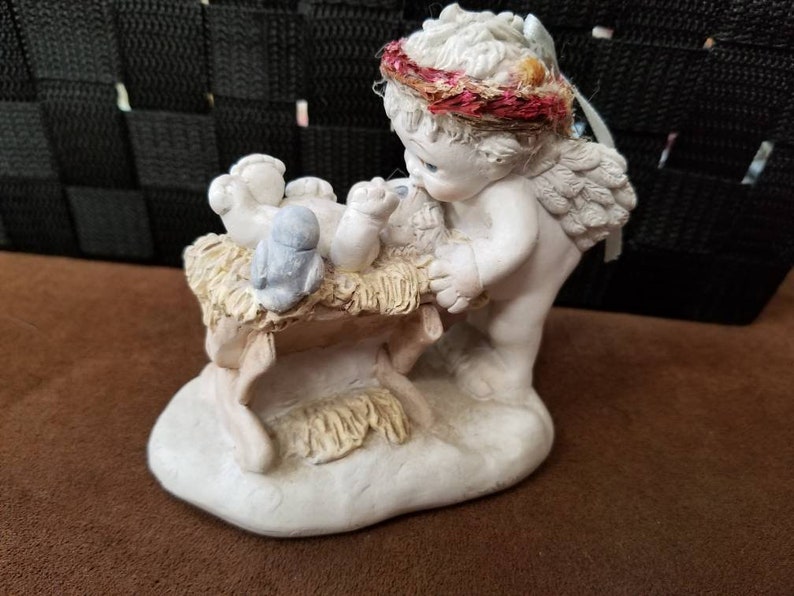 Dreamsicles DC230 Born This Day figurine