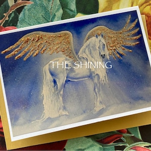 THE SHINING: blanco witte kaart verfraaid Pegasus-paard met gouden envelop van 4 x 6 inch