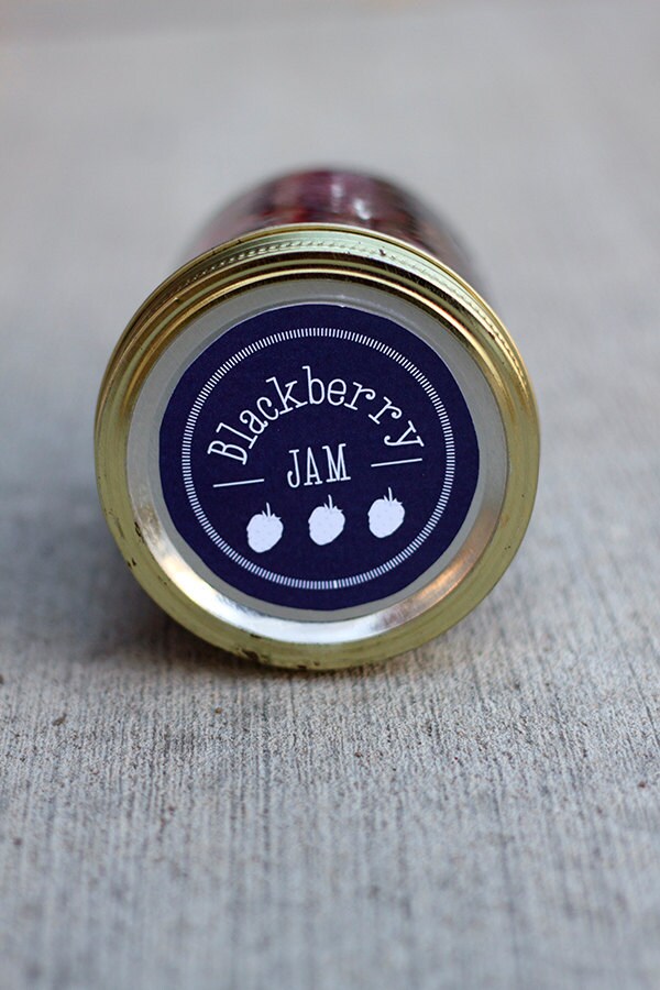 Mason jar label for blackberry jam- 2.5 inch diameter | Blackberry canning jar label