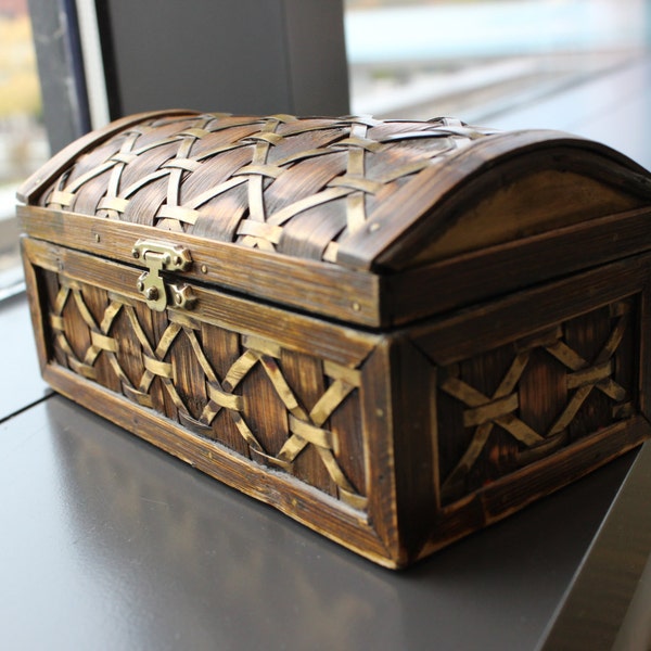 Handmade Vintage Wooden Box. Intricate Woven Gold Metal Design.