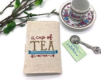 Tea wallet, Tea Holder, Tea Bag Wallet, Travel Tea bags carrier, "A Cup of Tea Makes Everything Better", Linen Cotton Tea Wallet