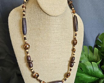 Mocha Swirl Beaded Necklace
