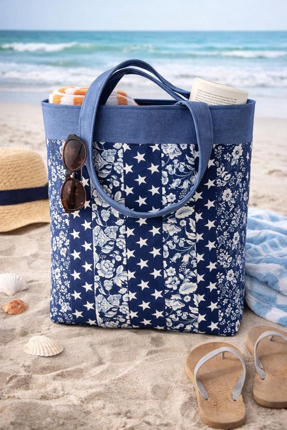 Embroidered monogram tote - Teacher gift - Casual Beach bag