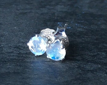 Rainbos moonstone stud earrings, sterling silver claw set, tiny sparkly faceted AAA gemstone posts, dainty birthday present for her, UK