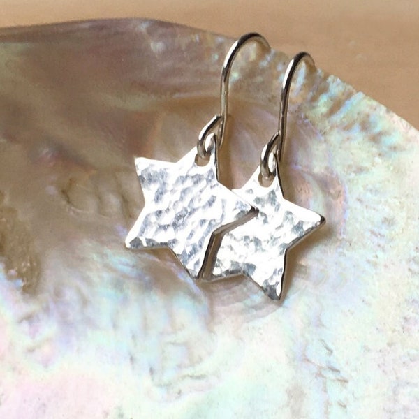 Hammered sterling silver star earrings. small 925 silver dangle drop. modern simple everyday celestial earrings. birthday jewelry gift UK