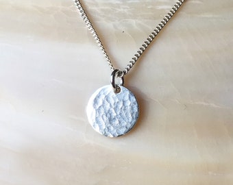 Sterling silver disc necklace, hammered small circle necklace, everyday minimal jewelry, dainty beaten handmade gift for women uk seller