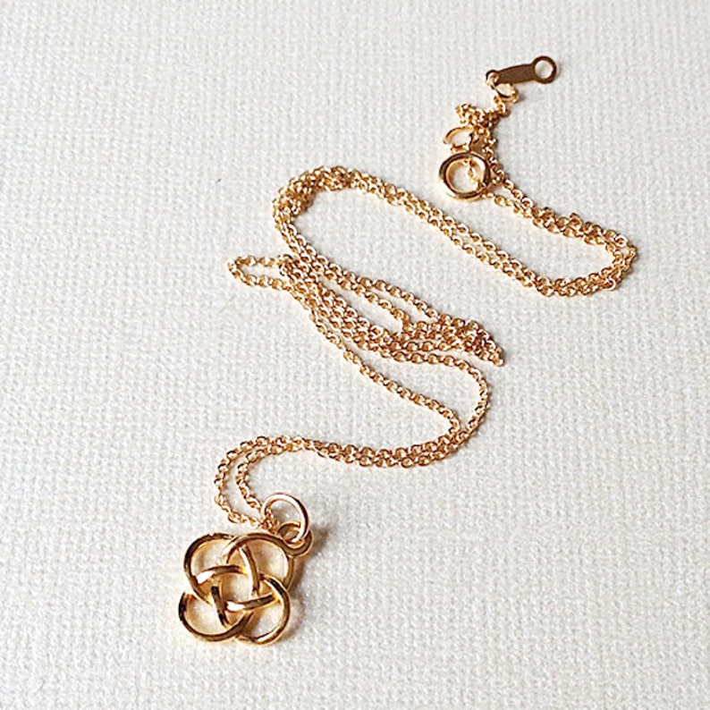 Gold Celtic Necklace Love Knot Necklace Welsh Charm Jewelry | Etsy UK