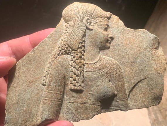 Egyptian art - Cleopatra dressed as the Goddess Isis - Relief sculpture fragment