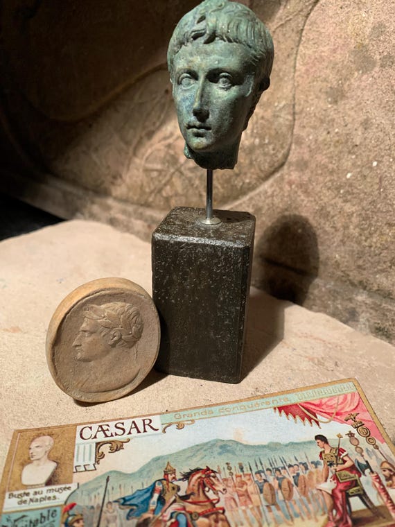 Roman statue / art -The first Emperor, Augustus - bust & relief sculpture amulet