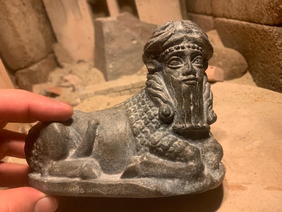 Sumerian statue / art + Akkadian Gilgamesh and bull man statue/sculpture