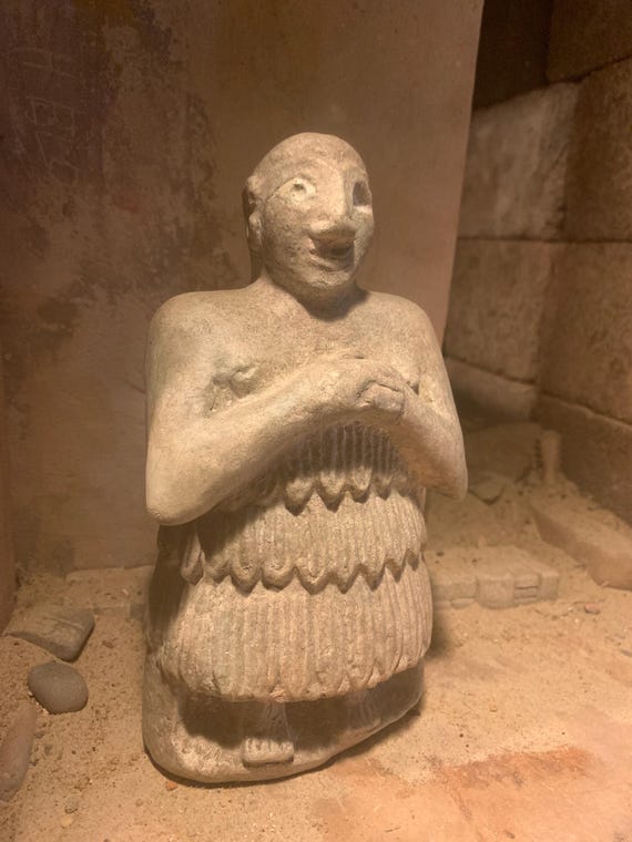 Sumerian temple statue - Mesopotamia - Replica of rare ancient sculpture artifact