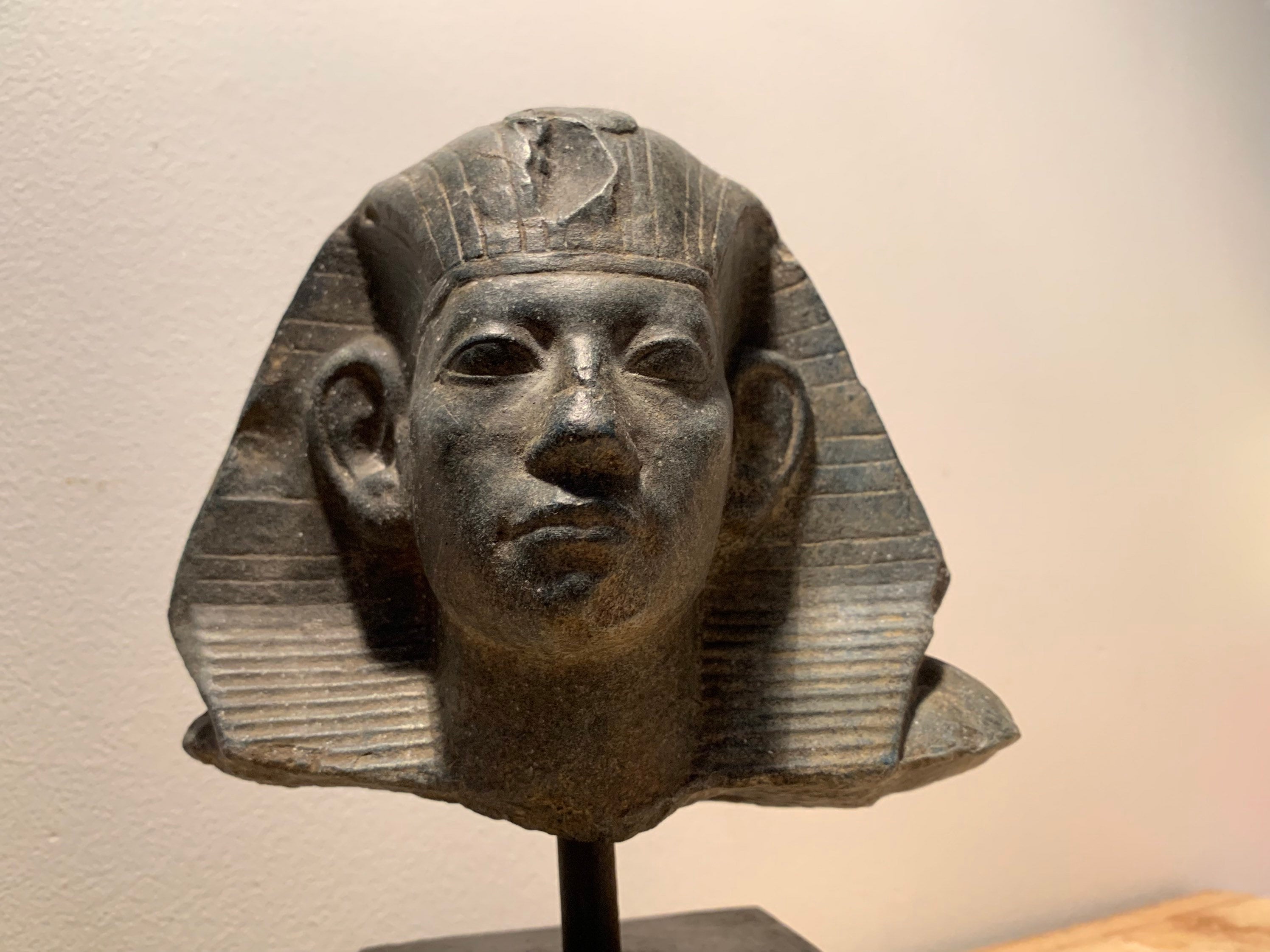 Egyptian statue of Amenemhat III 12th dynasty Egyptian art / sculpture