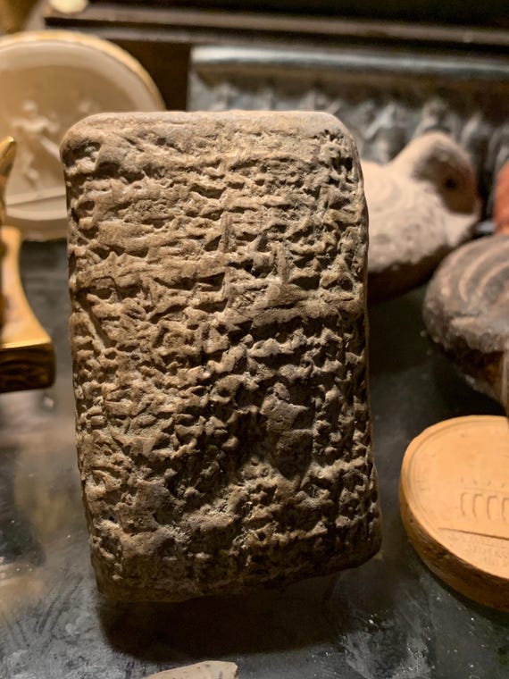 Sumerian / Babylon Cuneiform tablet - Ancient writing Mesopotamia