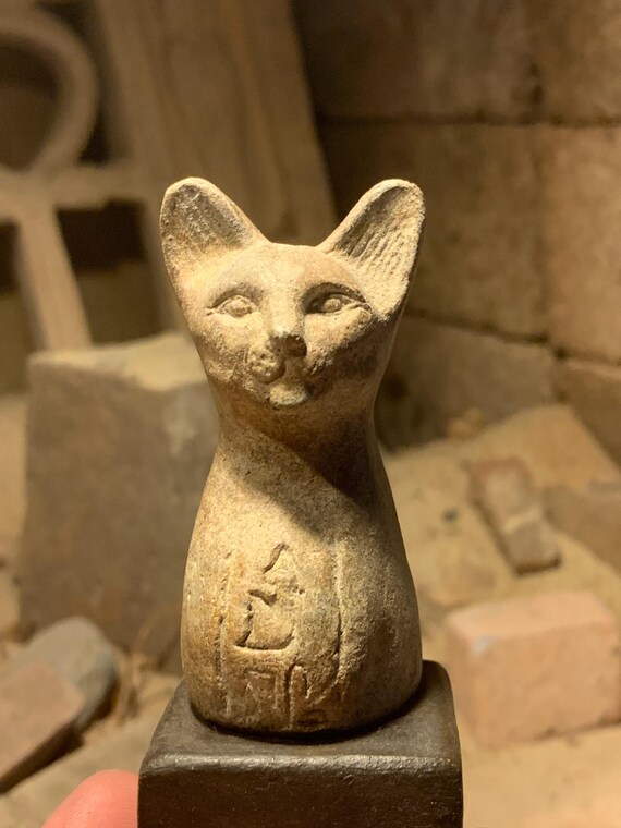 Egyptian cat statue of Bast / Bastet - A Goddess of music , dance , joy, hunting