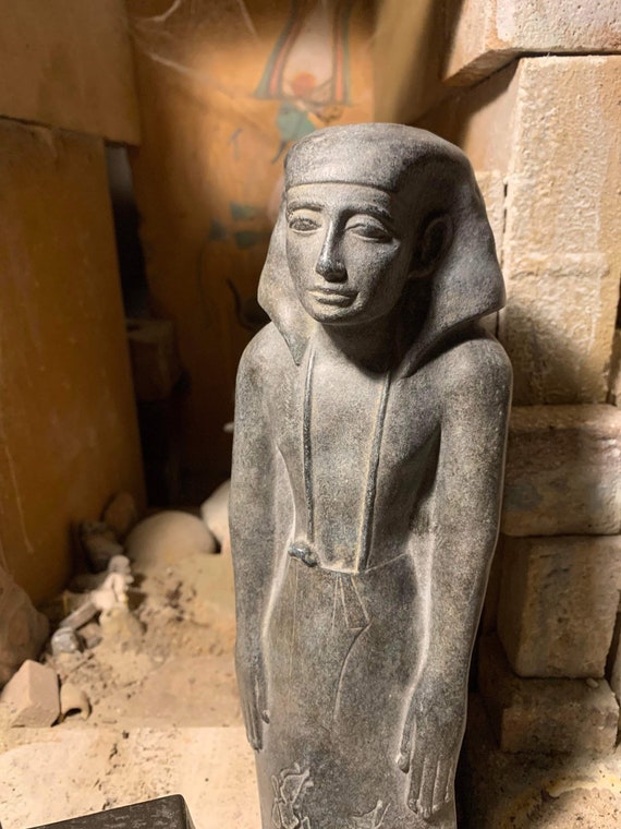 Egyptian statue / sculpture - Museum replica - Padi-Iset