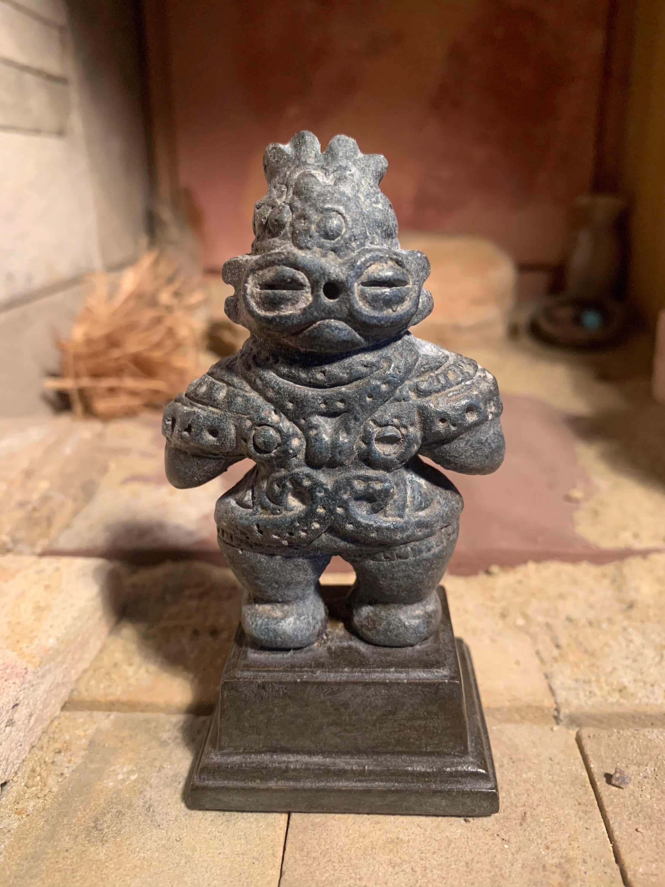 Dogu statue Ancient Japanese sculpture Jomon replica Chariots of