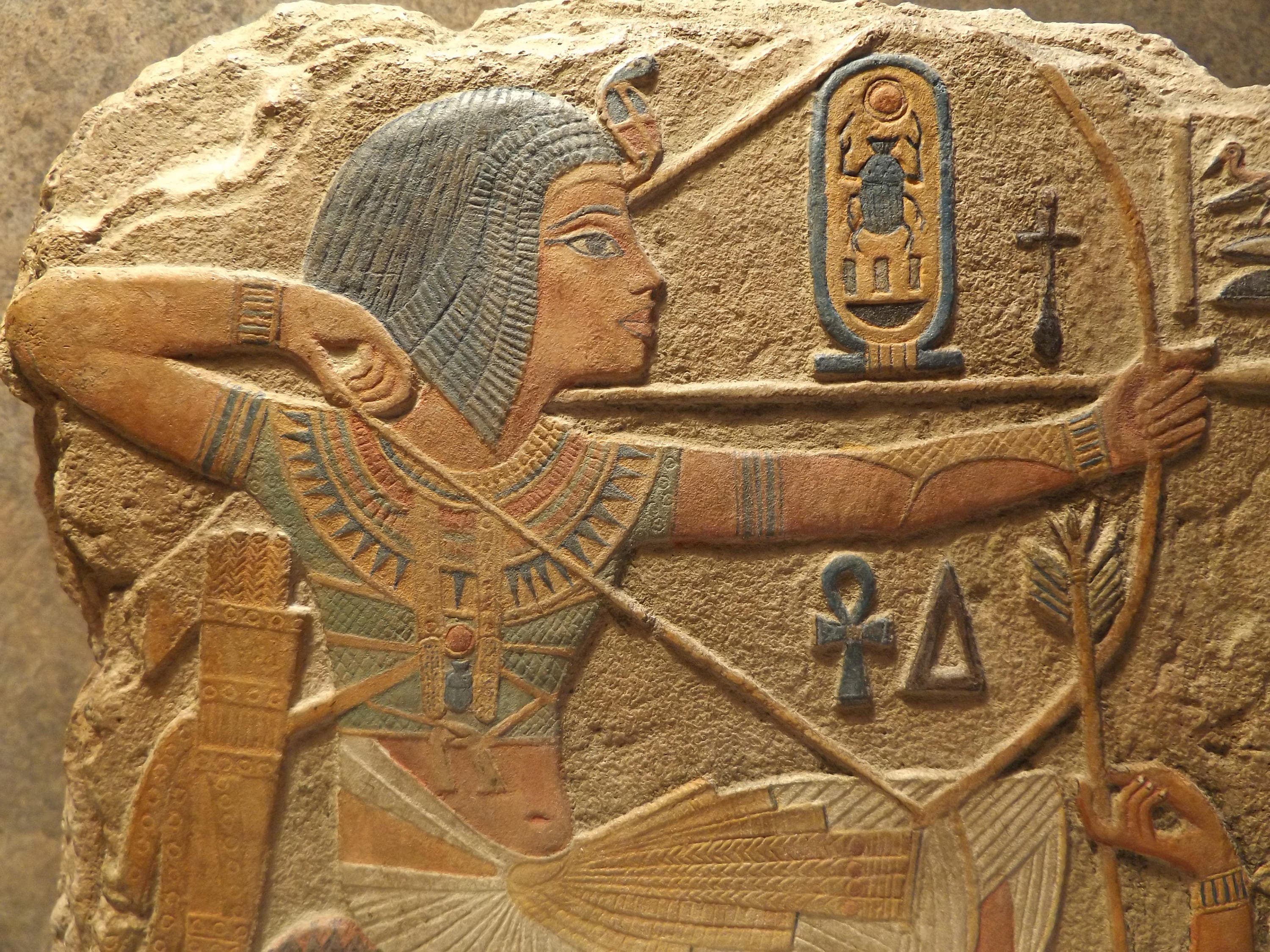 Egyptian Art / Relief Sculpture Tutankhamun / Tutankhamen & his Queen