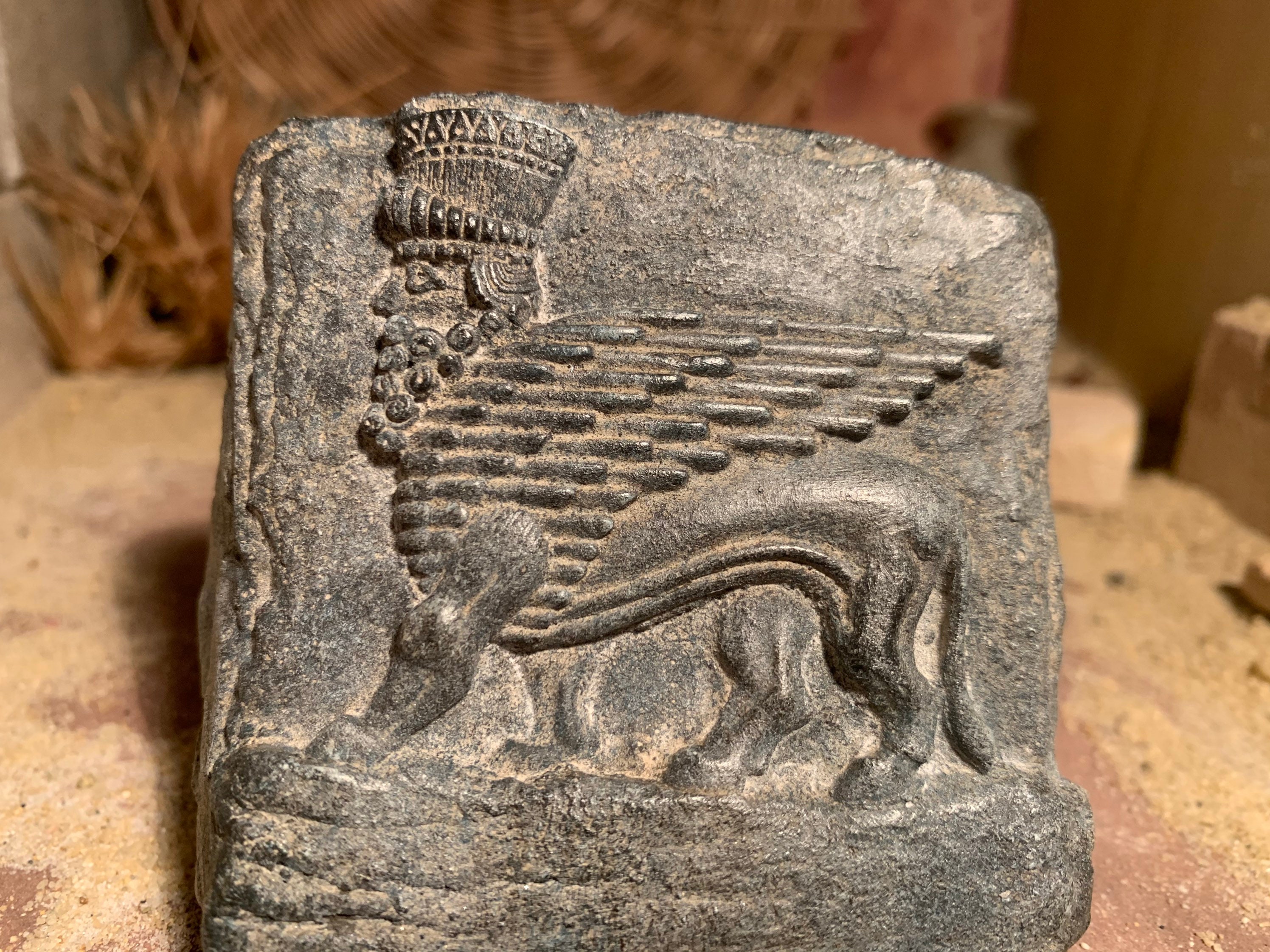 Mesopotamia art Assyrian winged bull relief sculpture amulet