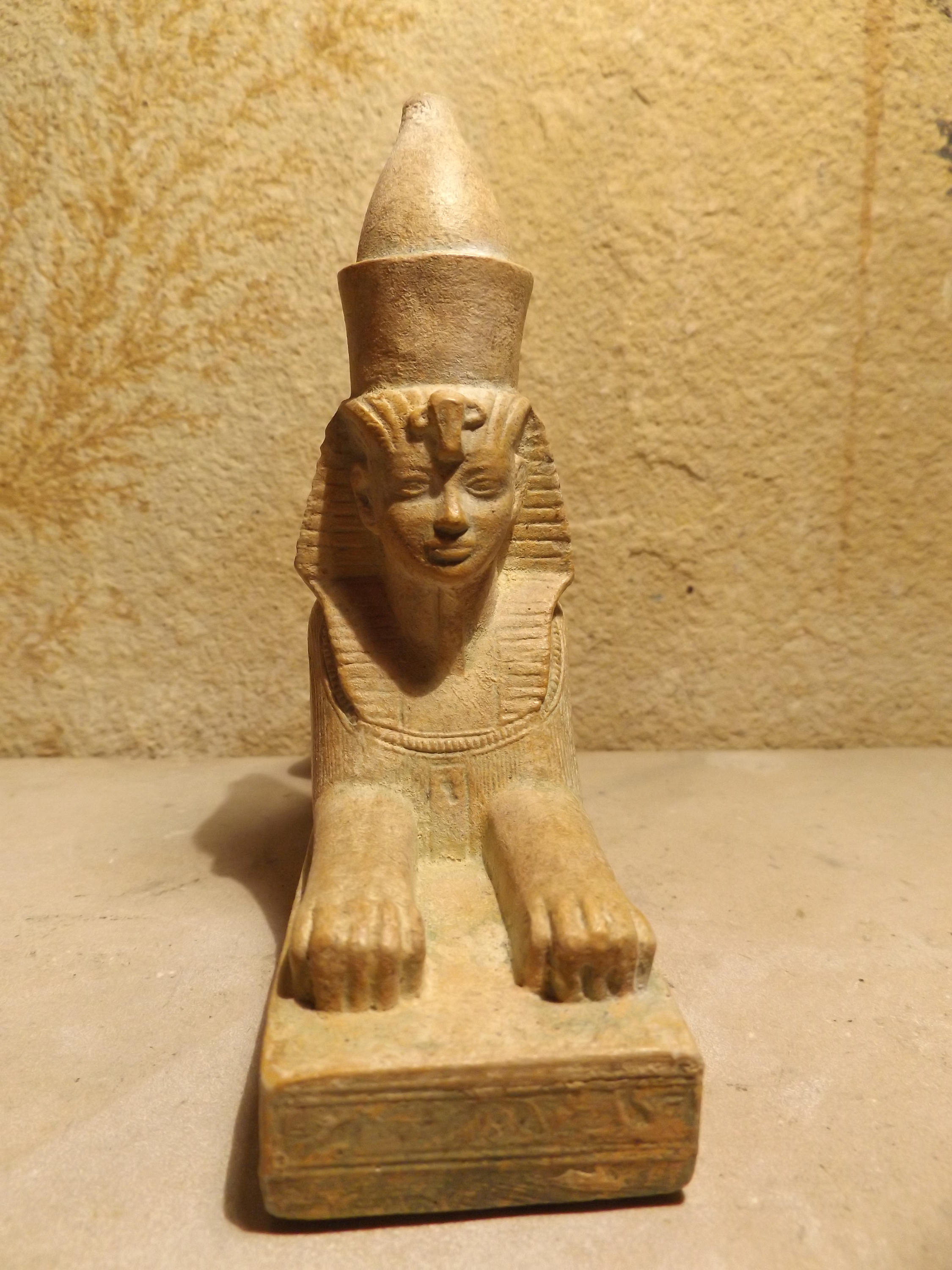 Egyptian statue /sculpture replica Amenhotep III Sphinx wearing the