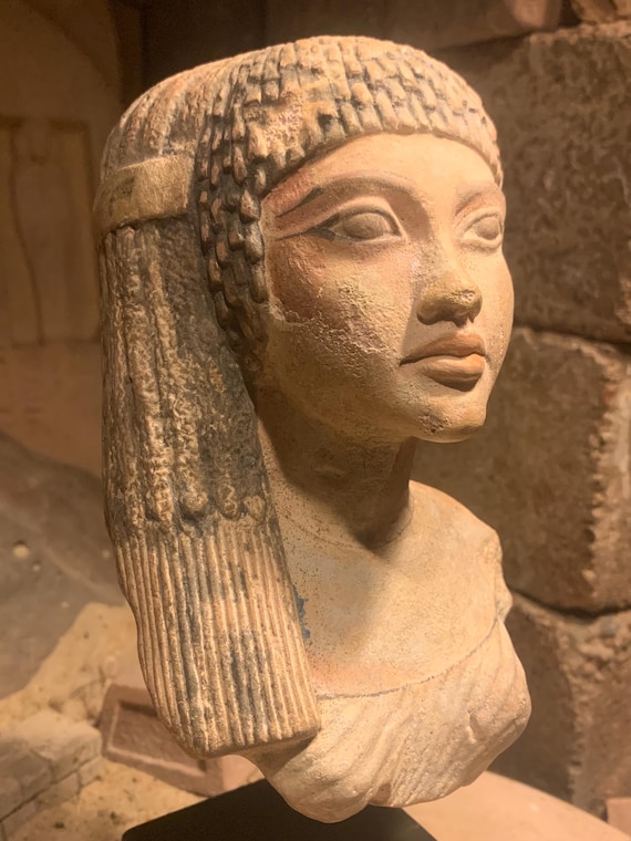 Ancient Egyptian statue Amarna princess. Daughter of Nefertiti