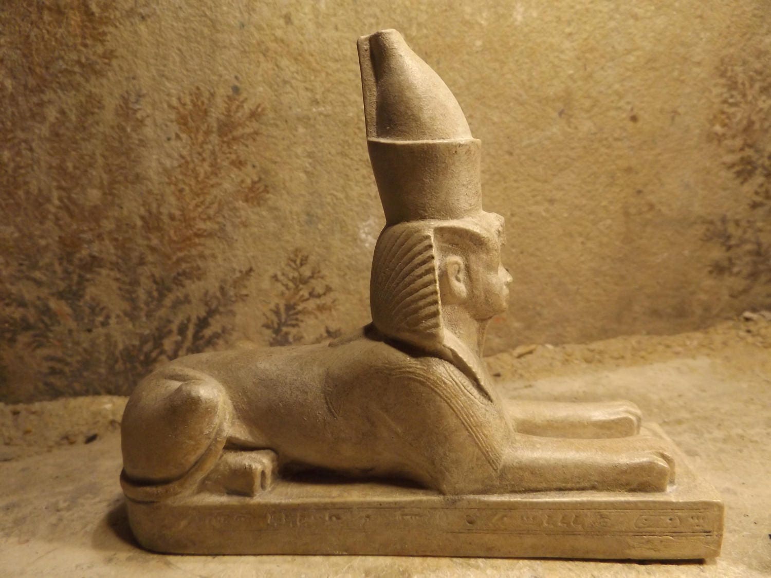 Egyptian statue /sculpture replica Amenhotep III Sphinx wearing the